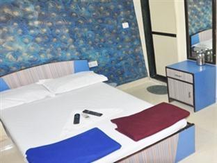 Right Choice Budget Hotel Mumbai Exterior photo