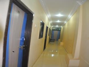Right Choice Budget Hotel Mumbai Exterior photo